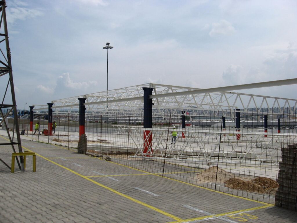 Oyak Renault CAT Elektrikli Araç Parkı İnşaatı